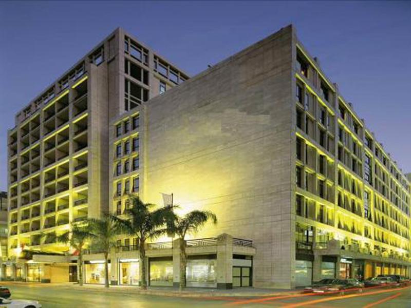 Le Commodore Hotel Beirut Exteriör bild