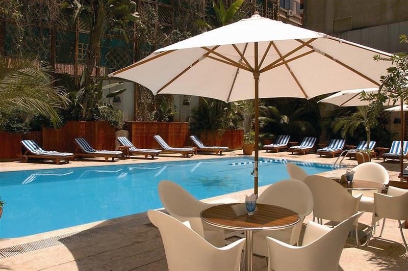 Le Commodore Hotel Beirut Exteriör bild